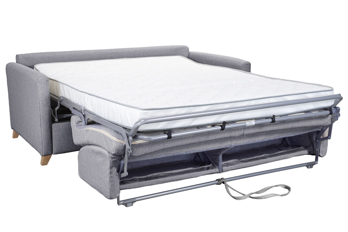 Canap convertible 3 places en tissu gris clair et bois clair avec matelas 12 cm SKANDY