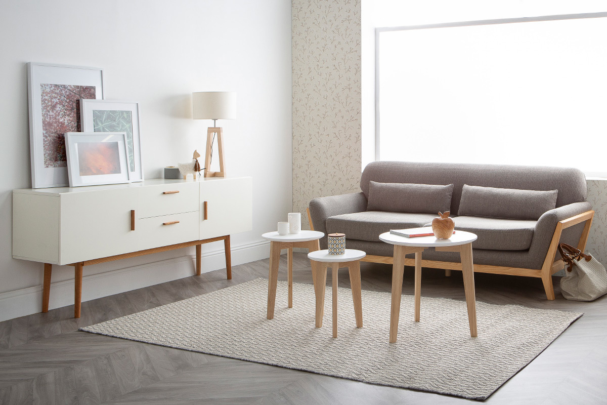 Canap scandinave 3 places en tissu gris et bois clair YOKO