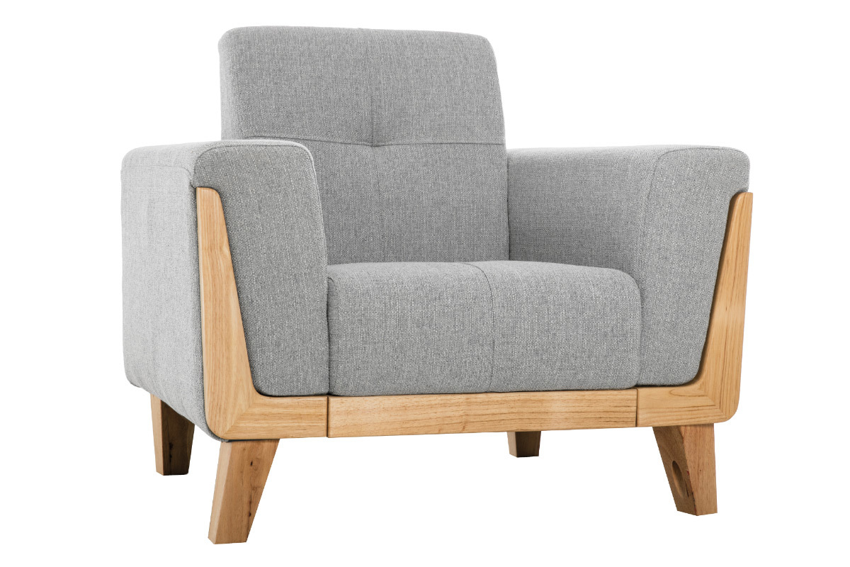 Fauteuil scandinave en tissu gris et bois clair FJORD