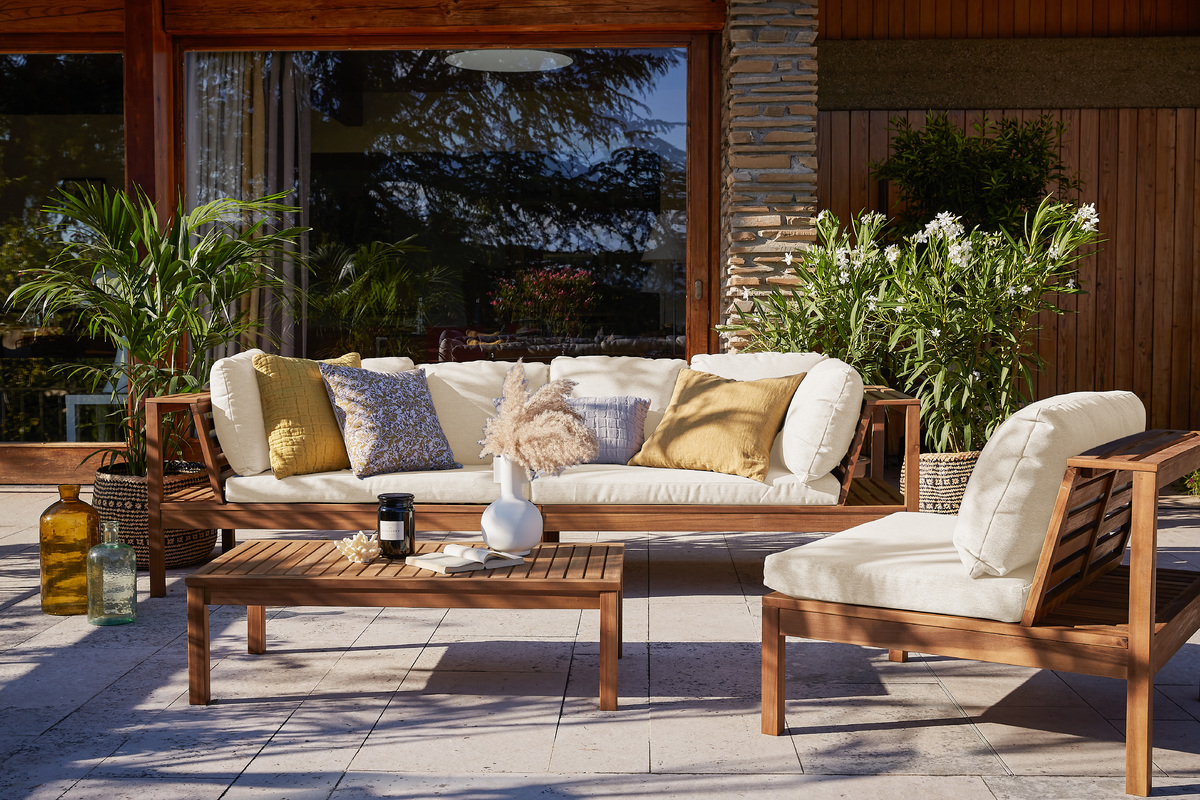 Salon de jardin d'angle 6 places en bois massif avec coussins dhoussables beige naturel BELIZE