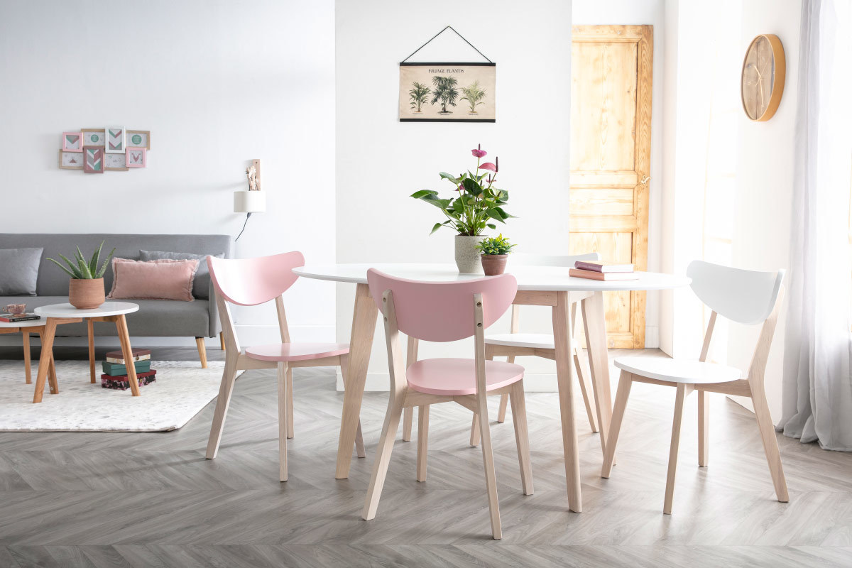 Table scandinave ovale blanche et bois clair L150 cm LEENA